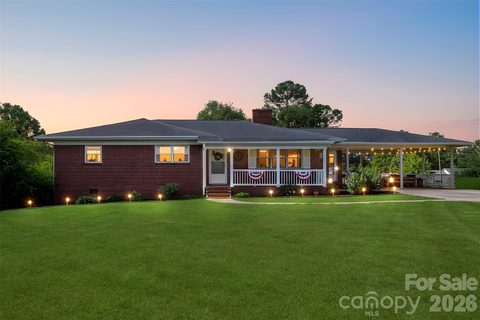 202 Museum Road pending home in Beverly Heights, Statesville, NC