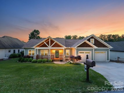4 Farm Pond Lane sold home in The Farm At Bradshaw Lane, Candler, NC