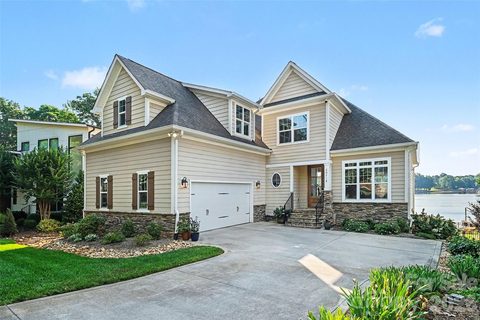 20718 Eastpoint Drive sold home in Island Forest, Cornelius, NC