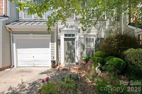 4209 Piccadilly Lane active townhome in Glen Laurel, Fort Mill, SC