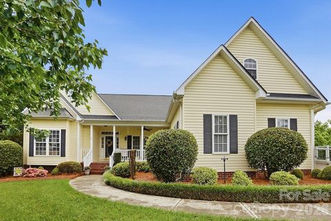 258 Glenwood Drive pending home in Glenwood, Oakboro, NC