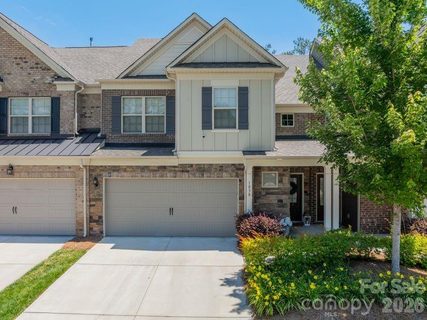 1038 Crest Oak Lane active home in Bridgemill, Fort Mill, SC