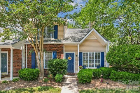 2227 Preakness Court sold home in Roxborough II, Charlotte, NC