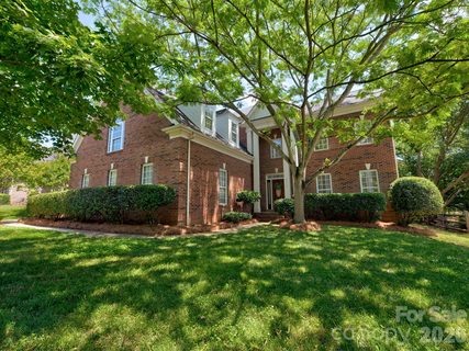 6316 Glengarrie Lane sold home in Stephens Grove, Huntersville, NC