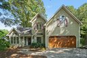 3032 Oakcroft Drive sold home in Matthews, SC