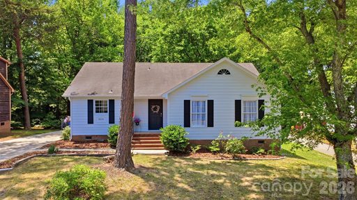 9624 Central Drive active home in Timber Creek, Mint Hill, NC