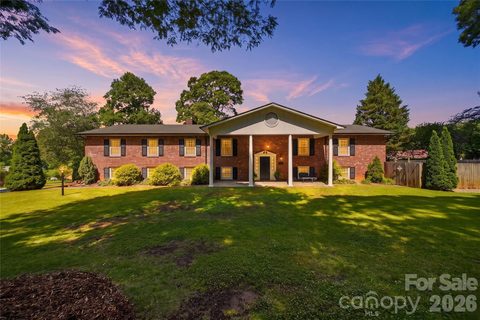 A home in Whispering Pines