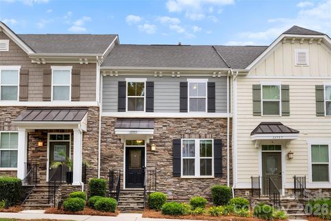 11753 Blessington Road active townhome in Bryton Square, Huntersville, NC