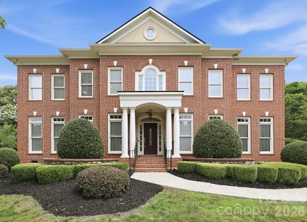 7818 Stonehaven Drive sold home in Weddington Chase, Waxhaw, NC