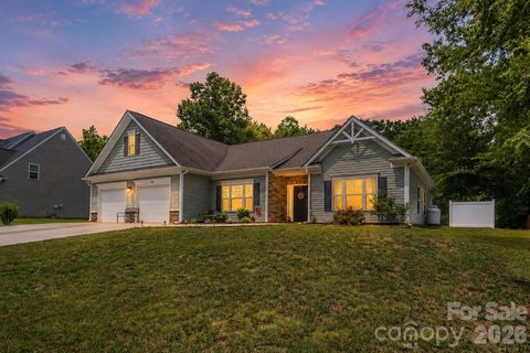 149 Windstone Drive sold home in Windstone Crossing, Troutman, NC
