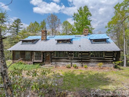 1971 Swiss Pine Lake Drive active home in Swiss Pine Lake, Spruce Pine, NC