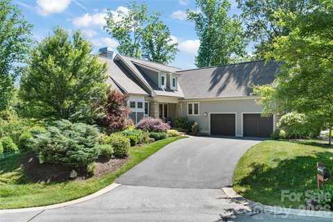 43 Orvis Stone Circle active home in Biltmore Lake, Biltmore Lake, NC