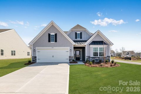 Previously sold for $423,649