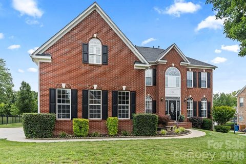 286 Corona Circle pending home in Sundown, Mooresville, NC
