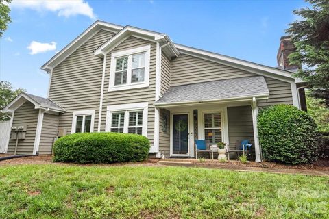 Homes in The Gates At Quail Hollow, Charlotte