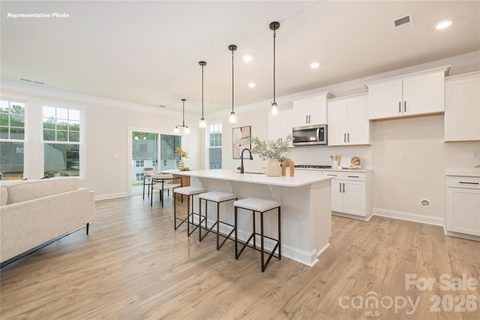 139 Ventnor Way
