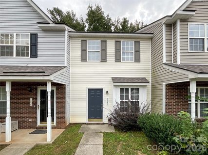 7841 Petrea Lane active home in The Landing At Hickory Grove, Charlotte, NC