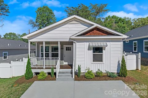 Homes in Brooks Cove, Asheville