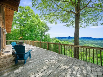 A home in Sunset Mountain, Bakersville