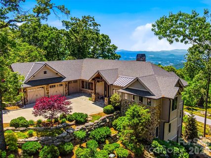 236 Summerset Drive active home in Grand Highlands At Bearwallow, Hendersonville, NC
