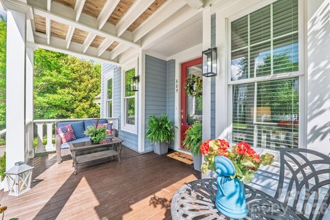 809 Elswick Court active home in Baxter Village, Fort Mill, SC