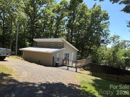 240 Skyline Drive active home in Dixie Shores, New London, NC