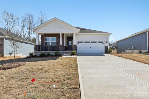 730 Palmer Pendleton Way active home in Brighton Springs, York, SC