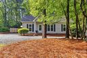 325 Enchanted Drive sold home in Matthews, SC