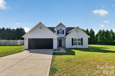 4306 Windjammer Court sold home in Falcon Chase, Concord, NC