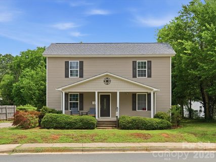 2 Poe Street pending home in Aragon Baldwin Mills, Rock Hill, SC