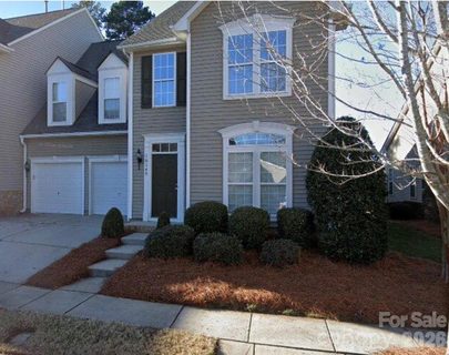 10149 Linksland Drive sold townhome in Skybrook, Huntersville, NC