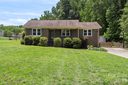 2201 Bow Brook Trail sold home in Matthews, SC