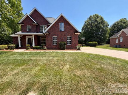 5309 Old Town Lane sold home in Cramer Woods, Gastonia, NC