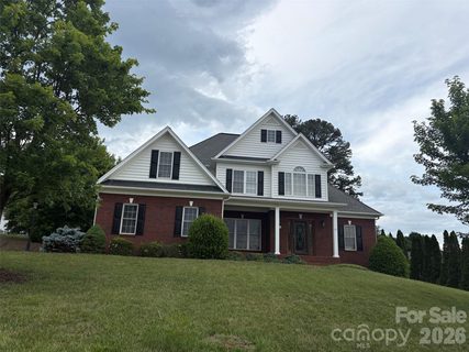 457 28th Avenue sold home in Hawks Ridge, Hickory, NC