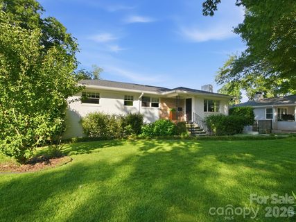 733 Stanfield Drive pending home in Madison Park, Charlotte, NC