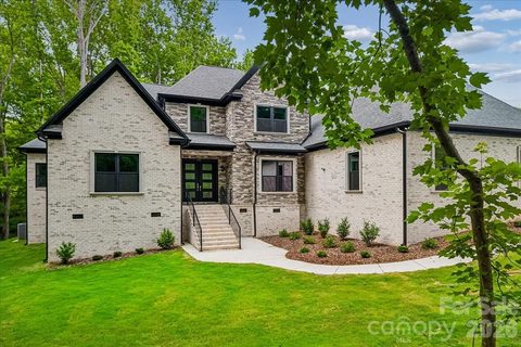 Homes in Providence Acres, Waxhaw
