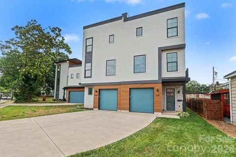 1300 E 10th Street