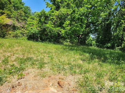 11 Weaver Hill Road pending lot in Mountain Brook, Asheville, NC