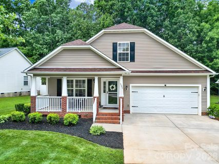 4102 Canvas Avenue sold home in Mallard Creek, Rock Hill, SC