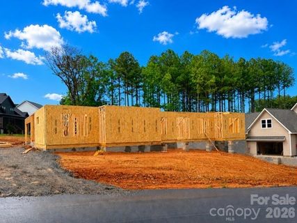 115 Camerons Mill Lane pending home in Woodstone At Mills Garden, Statesville, NC