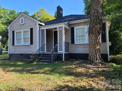 318 W Sixth Avenue active home in York Chester, Gastonia, NC