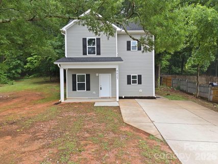 8625 Terra Cotta Drive pending home in Ridgewood, Charlotte, NC