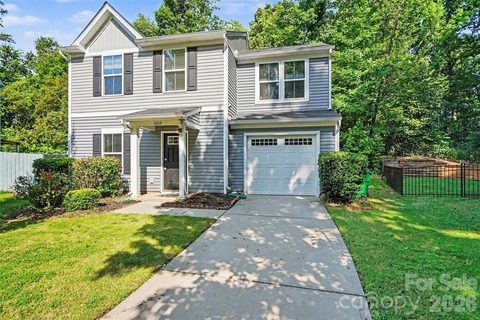 1602 Joseph Hewes Court active home in Independence Woods, Charlotte, NC