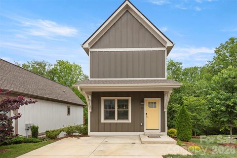 52 Wheeler Road sold home in Barkley Terrace, Weaverville, NC