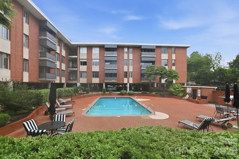 1300 Queens Road active home in Queens Towers, Charlotte, NC