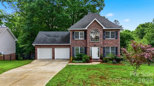 1737 9th Street Place active home in Providence Forest, Hickory, NC