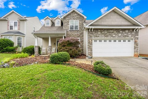 17327 Newlands Corner Lane sold home in Southampton Commons, Charlotte, NC