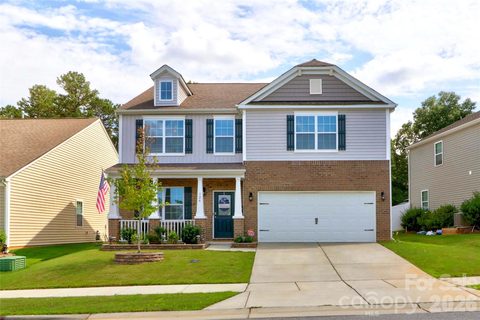 124 Kingsway Drive sold home in Kensington Village, Mooresville, NC