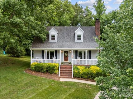 111 Bridgeport Lane sold home in Beacon Hills, Gastonia, NC