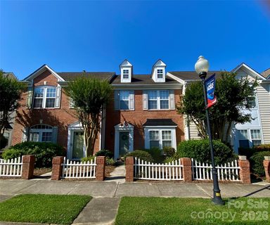 6025 Creft Circle active townhome in Lake Park, Indian Trail, NC